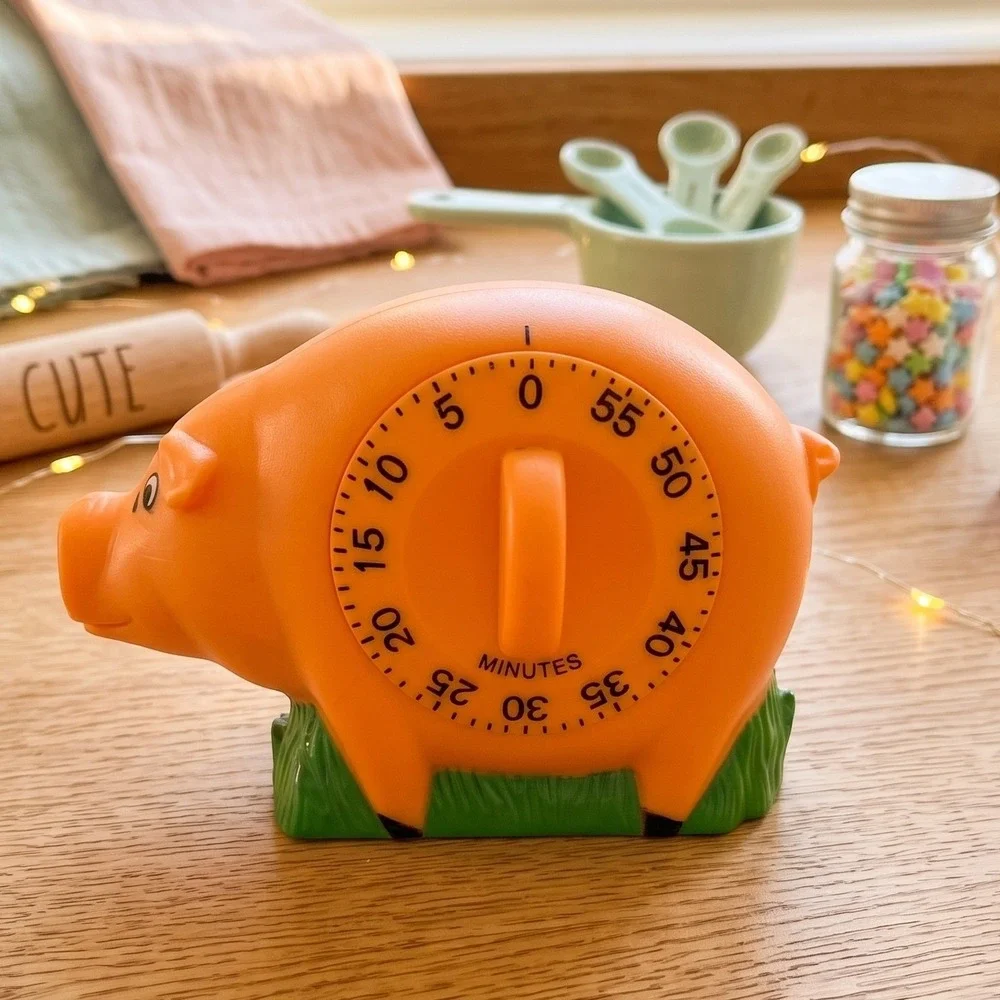 Vintage Pink Pig Kitchen Timer 60 Min Mechanical Ticking Farmhouse Novelty Prop